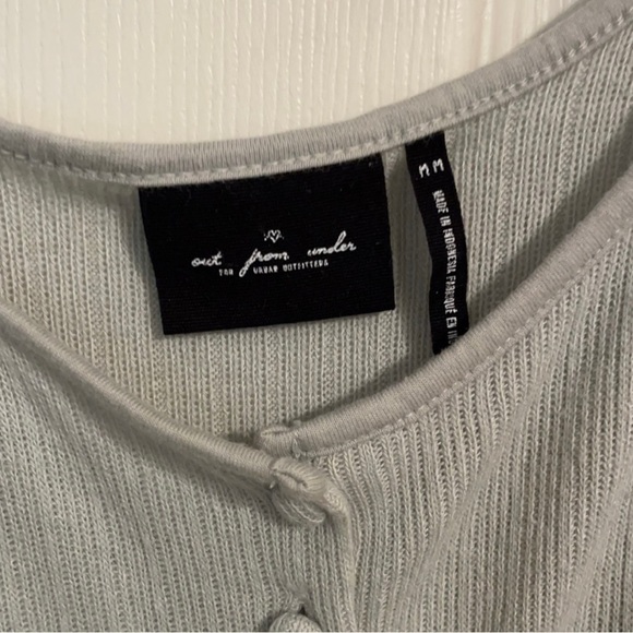 Sage green crop top - Picture 2 of 2